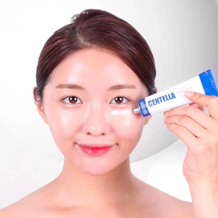 Успокаивающий крем с экстрактом центеллы для чувствительной кожи Medi-Peel Centella Mezzo Cream