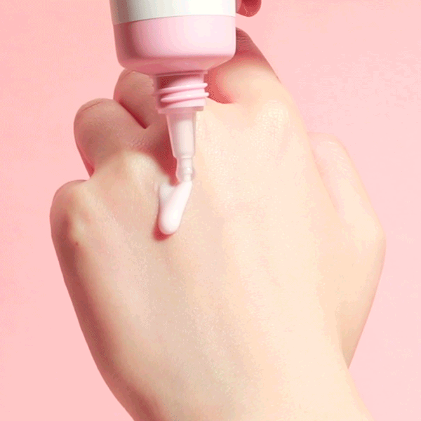 Солнцезащитная сыворотка с коллагеном Round Lab Camellia Deep Collagen Firming Sun Serum SPF50+ PA++++ 50 мл