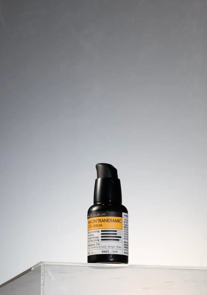 Осветляющая сыворотка для лица с транексамовой кислотой Derma Factory Niacin Tranexamic 13% Serum, 30 мл